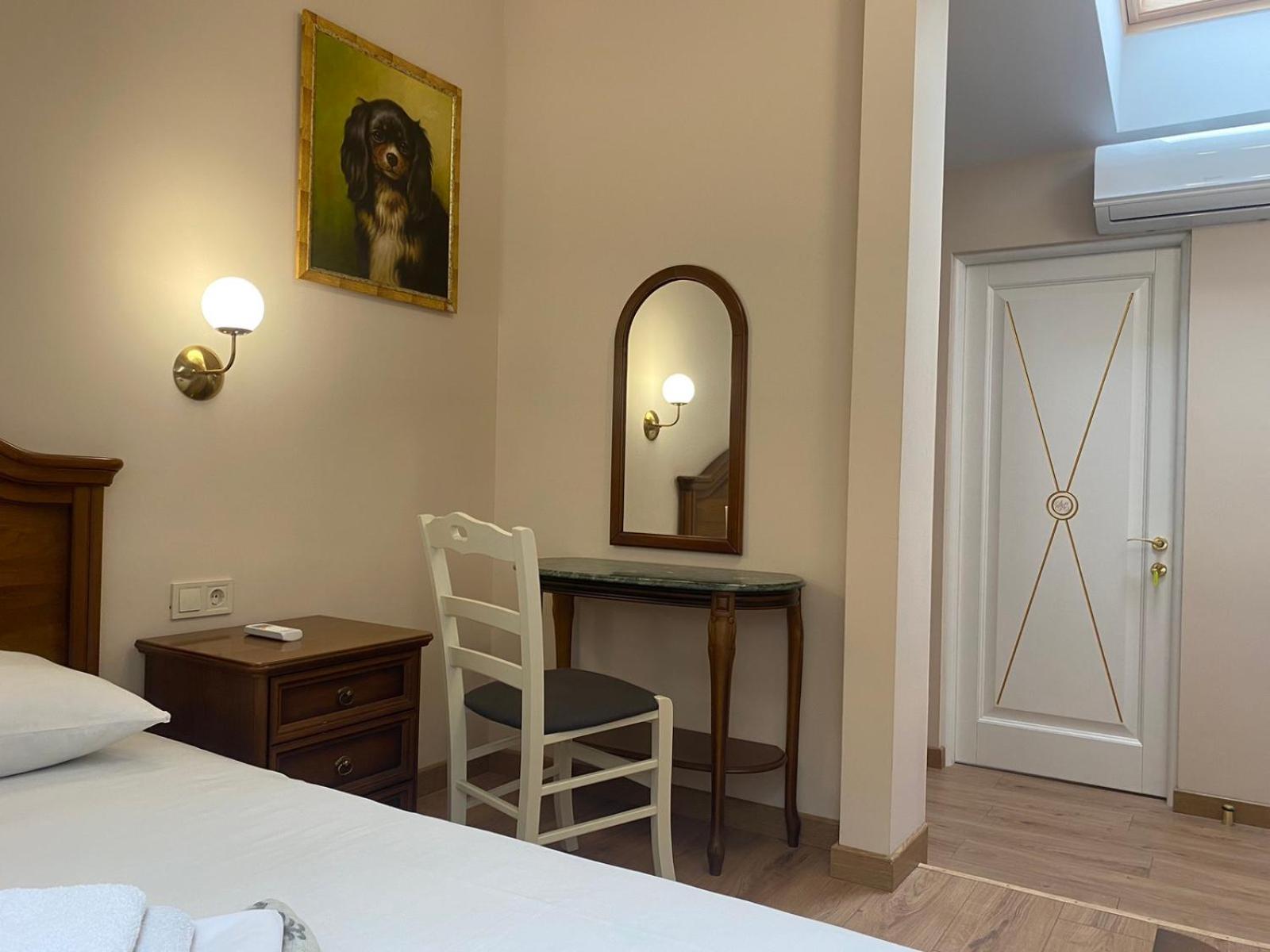 Apart Yaroslava Osmomysla 9 Square - City Center リヴィウ 部屋 写真