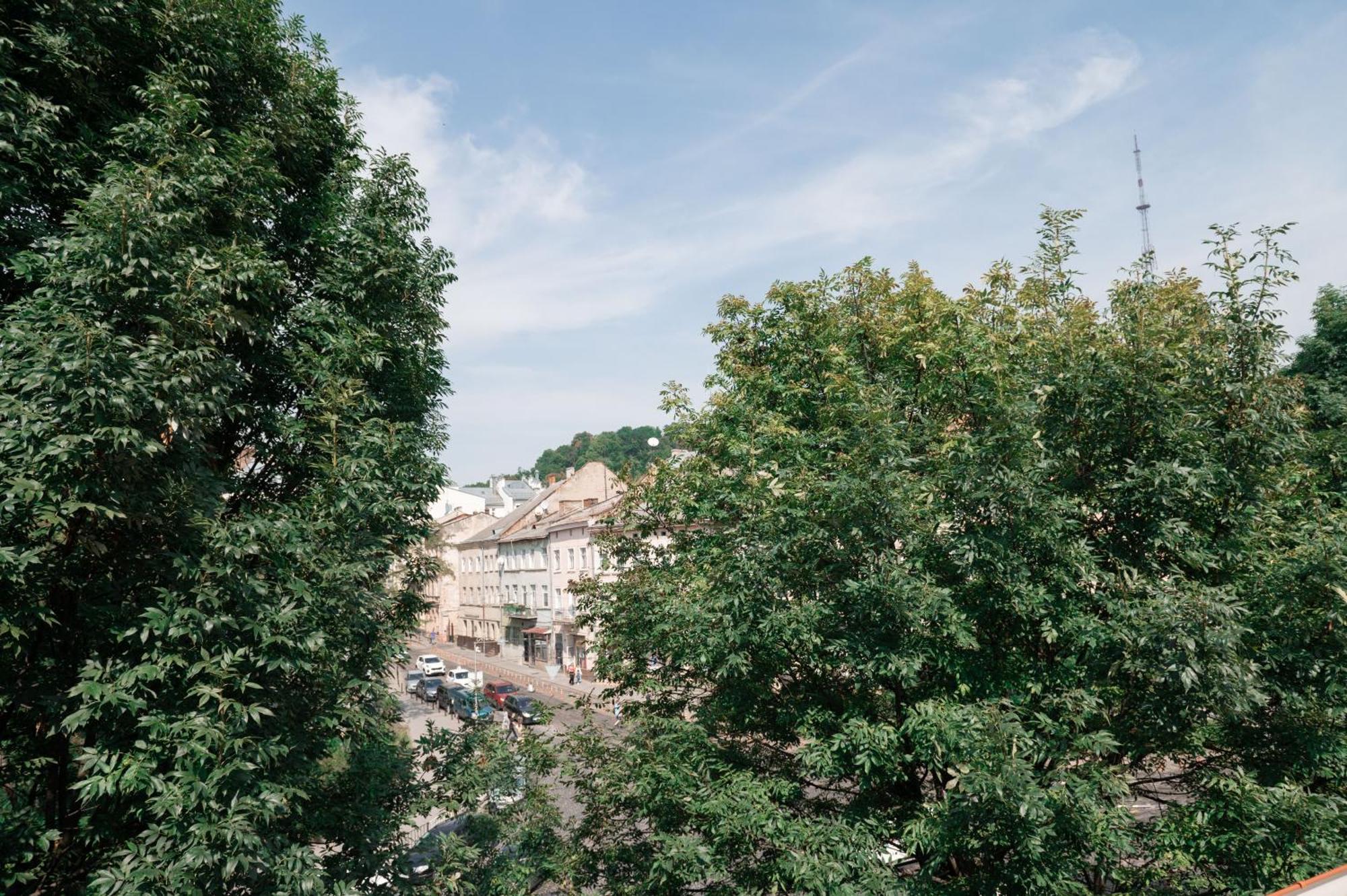 Apart Yaroslava Osmomysla 9 Square - City Center リヴィウ 部屋 写真